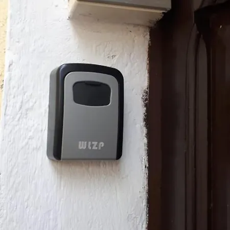 La Casa Nel Vicolo Apartment *